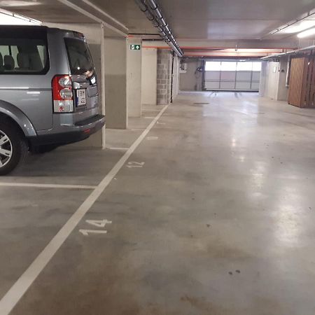 Bootsman Gelijkvloers Appartement Met Tuin En Autostaanplaats Oostende Exterior foto